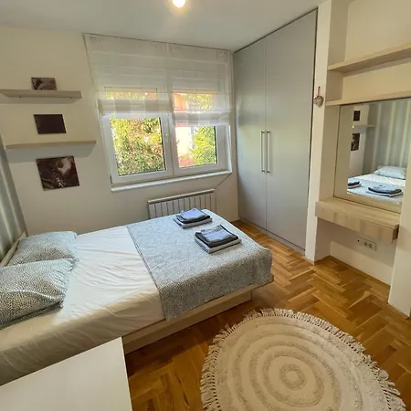 Apartment Comfy & Cozy - Parking Belgrade